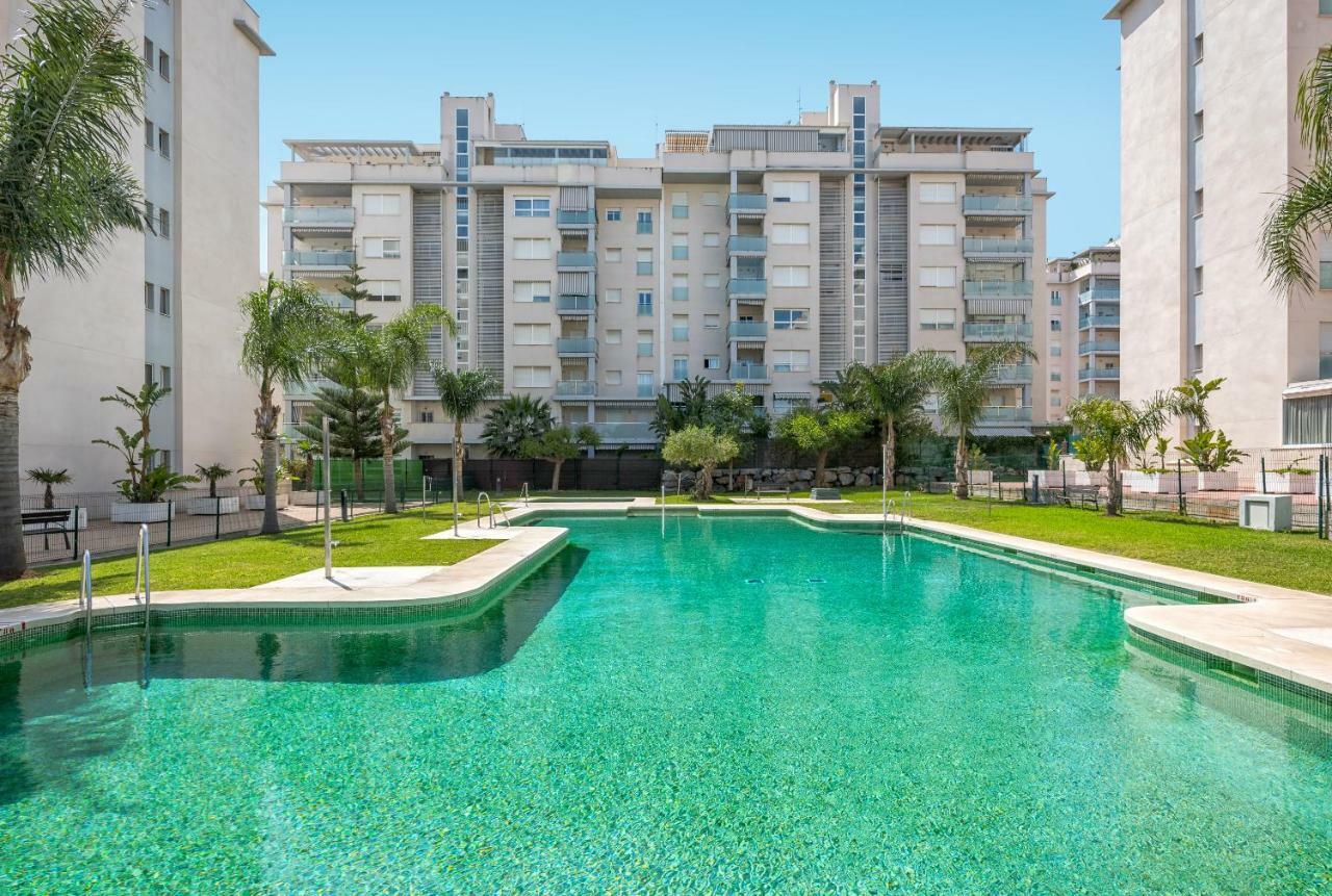 Wintowinrentals Best Location, Beach, Pool & Parking Rincón de la Victoria Eksteriør bilde