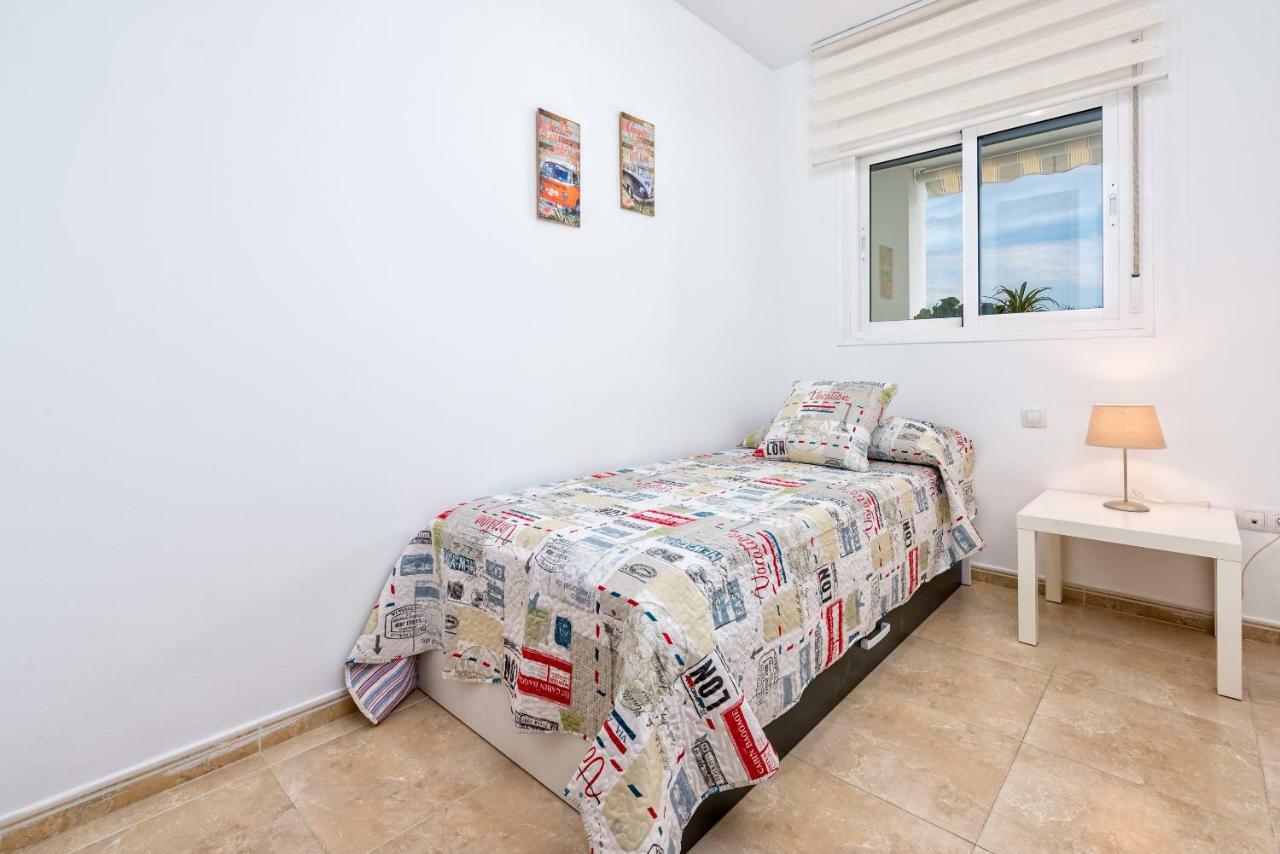 Wintowinrentals Best Location, Beach, Pool & Parking Rincón de la Victoria Eksteriør bilde