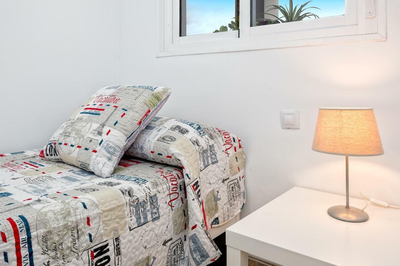 Wintowinrentals Best Location, Beach, Pool & Parking Rincón de la Victoria Eksteriør bilde