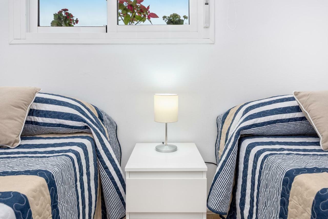 Wintowinrentals Best Location, Beach, Pool & Parking Rincón de la Victoria Eksteriør bilde